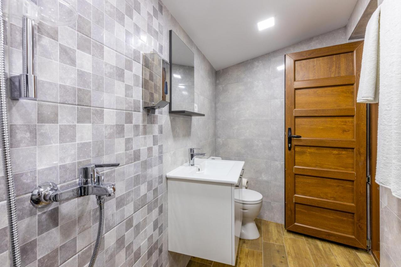 Apartamento Luxury House Lotos Golubovci Exterior foto